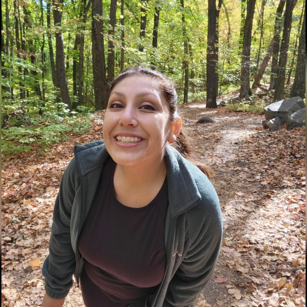 Meet your Posher, Cristina